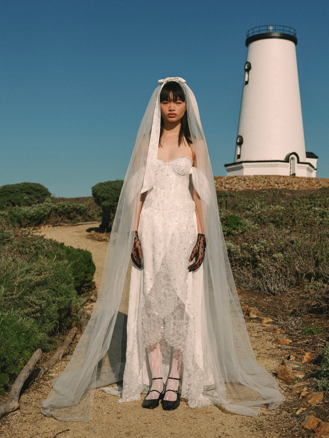 For Love and Lemons Fiorenza Veil - White