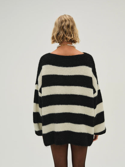 For Love and Lemons - Meggy Oversized Sweater - Black